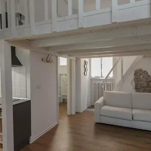 Apartment New Loft In The Heart Of 2, Bologna